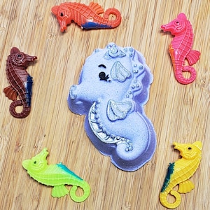 Toy Inside! Sea Animal Bath Bombs | Fishy Friend Crab Seahorse Seashell | Surprise Toy Inside | Bath Bombs for Kids Single Seahorse