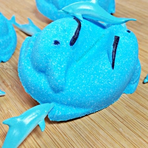 Dolphin Surprise Bath Bomb with Toy Inside: Double Toy (Optional)