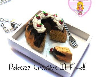 cupcake necklace with vanilla with chocolate, cream and cherry frosting