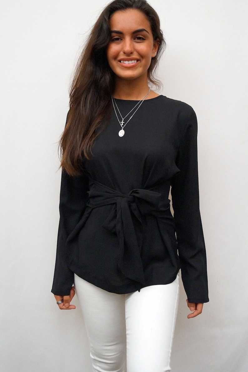 LIVE4TRUTH Long Sleeve Blouse with Side Seam /& Tie Front