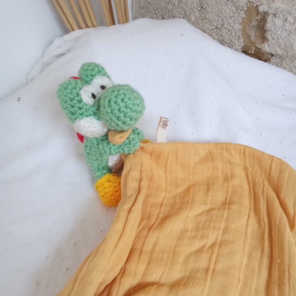 Yoshi doudou en crochet