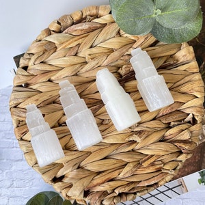 Mini Selenite charging tower | 1 pcs |  Charging & cleansing crystals | healing crystals | crystals for beginners | home decor
