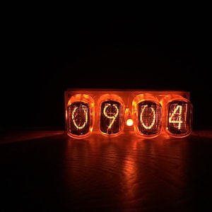 nixie clock in 12 amber, Christmas Gift ,Vintage , tube clock, nixie tube clock kit,nixie tube clock diy