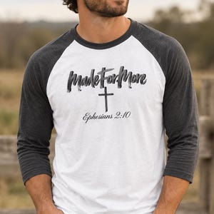 Unisex Three-Quarter Sleeve Raglan Shirt