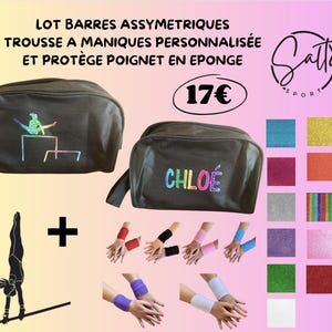 Puede incluir: Una bolsa de deporte negra con un diseño de arcoíris que dice "CHLOÉ" en ella. La bolsa está al lado de una bolsa de deporte negra más pequeña con un diseño de arcoíris de una gimnasta en una barra. El texto "LOT BARRES ASSYMETRIQUES TROUSSE A MANIQUES PERSONNALISÉE ET PROTÈGE POIGNET EN EPONGE 17€" está en la parte superior de la imagen. El texto "*SPORT" está en el lado derecho de la imagen. Hay 10 cuadrados de diferentes colores debajo del texto.