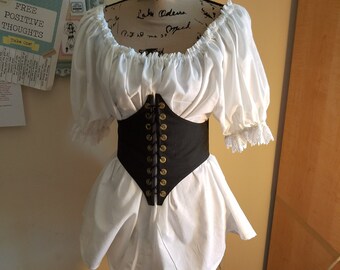 Very pretty Victorian...crocheted accents feminine blouse...Impressions..