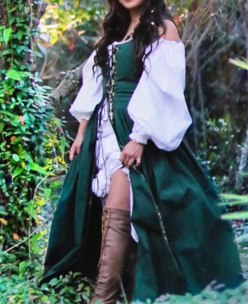 Laurel Medieval & Renaissance Irish Dress the overdress 