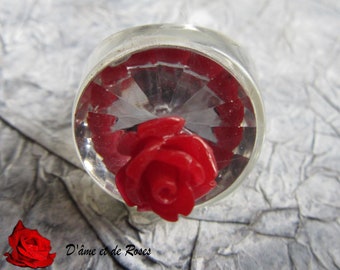 1 transparent and red rose ring