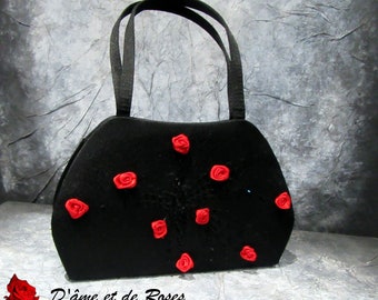 Sac 13 noir et roses rouges