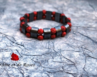 bracelet 9 perles noires en métal et roses rouges