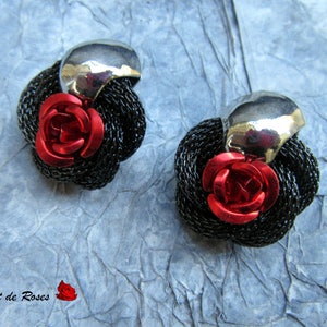 Earrings 11 black baroque and red rose