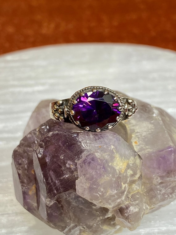 Vintage Purple Stone Silver Ring