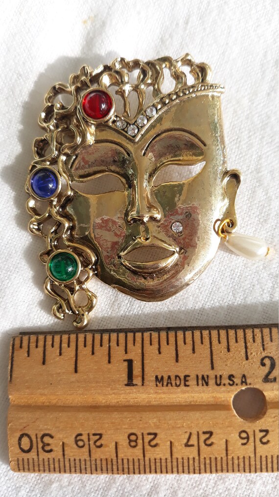 Asian Geisha Mask Pin. Dangling pearl earring - image 4