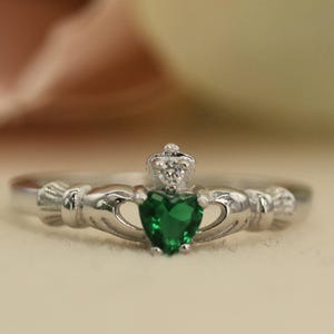 Emerald Heart Claddagh Ring: Sterling Silver Irish Love Ring