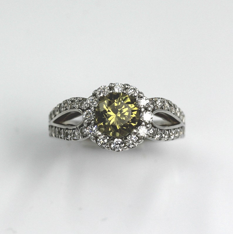 Proposal,Love and Friendship Ring Promise Anniversary Peridot and Diamond Stimulant Silver Engagement Ring Set-Wedding Art Deco Halo 1Ct