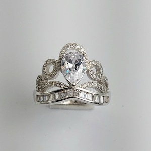 Royal Tiara Sterling Silver Engagement Ring with 1.5 ct Diamond Simulant - US Size 7