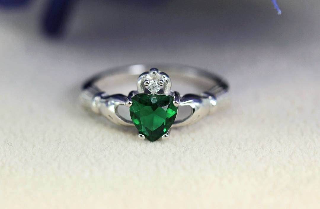 Irish Claddagh Ring In Sterling Silver With Simulated Emerald - Symbol Of Love, Loyalty & Friendship - View #5