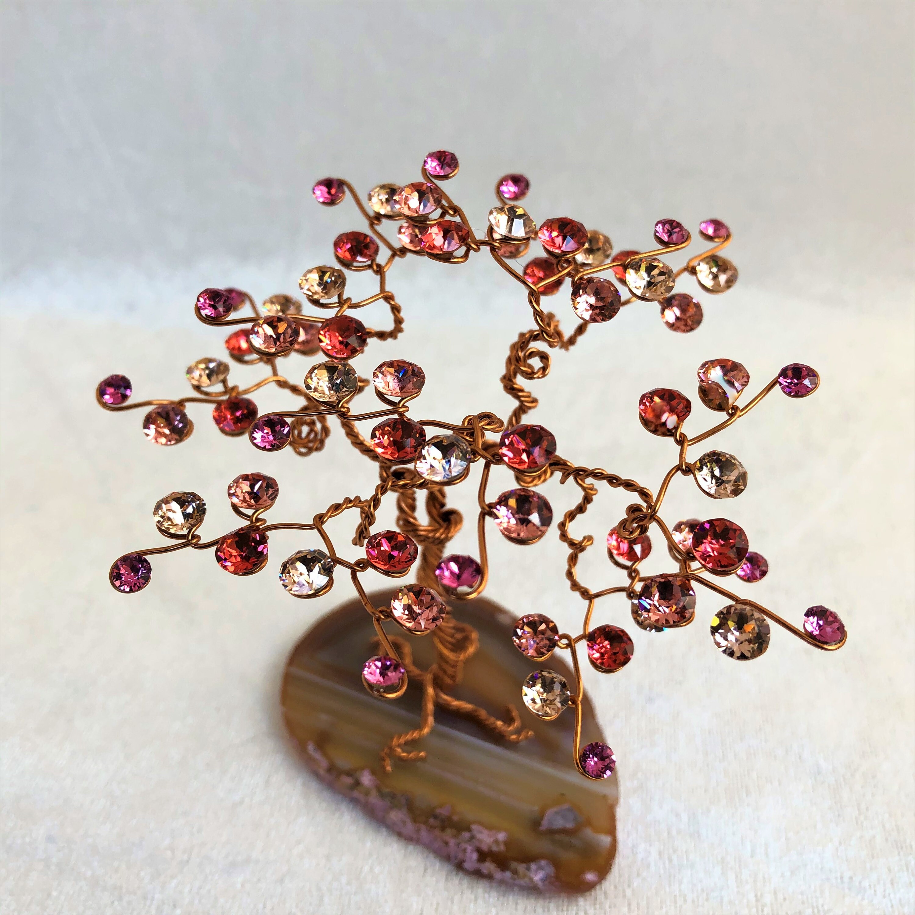 Arbre de Vie Cristal Swarovski Couleur Pivoine, Agate et Fil Cuivre, 10 cm