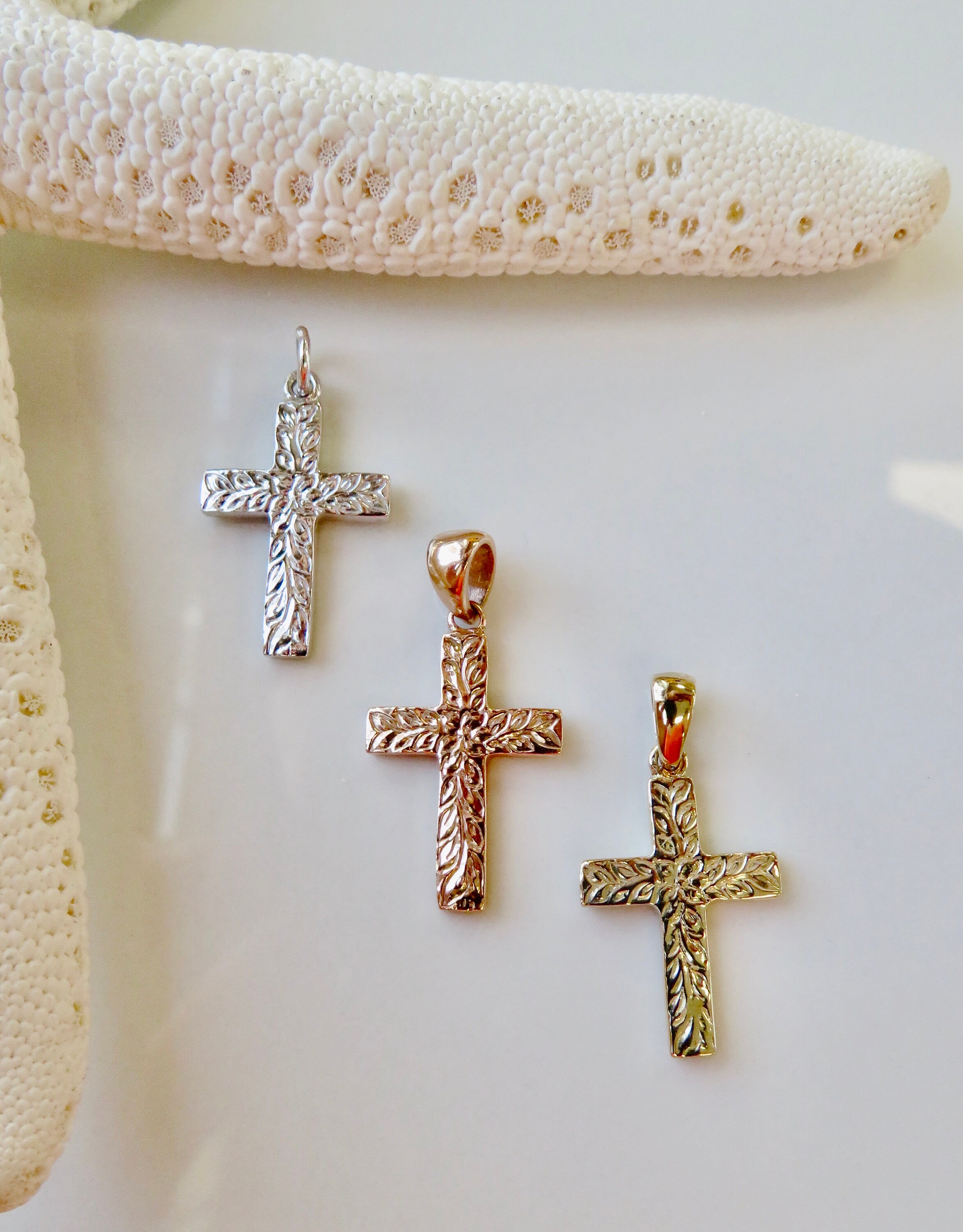 14 Karat Solid Gold Maile Cross Pendant | Hawaiian Heirloom
