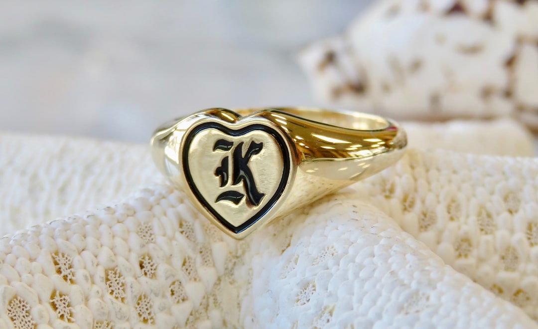 14 Karat Solid Gold Heart Initial Ring With Black Enamel Hawaiian Heirloom Tapered Ring Personalized Fine Jewelry Made in Hawai i Etsy Canada
