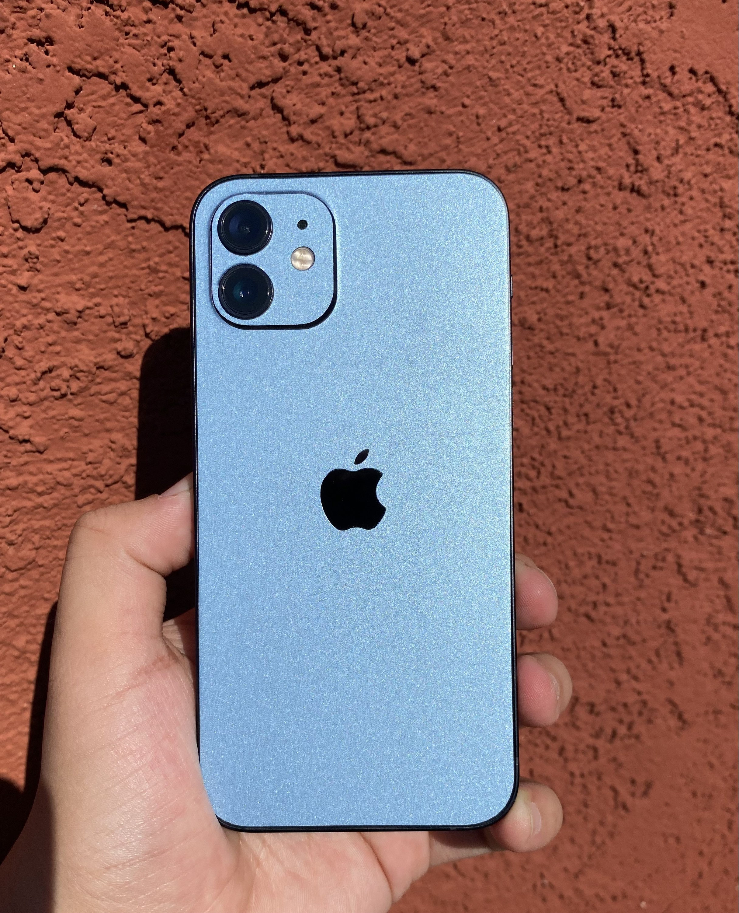 【保護シールつき】iPhone15 128GB ブルー スキンシール iPhone15 ブルー – wraplus