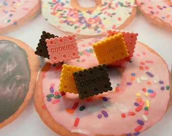 Cookie Brooches
