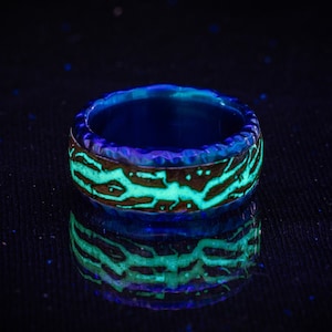 Lightning Glow Ring, hammer texture ring, titanium Wood Glow Ring, mens wedding band black, cool mens ring, anniversary ring