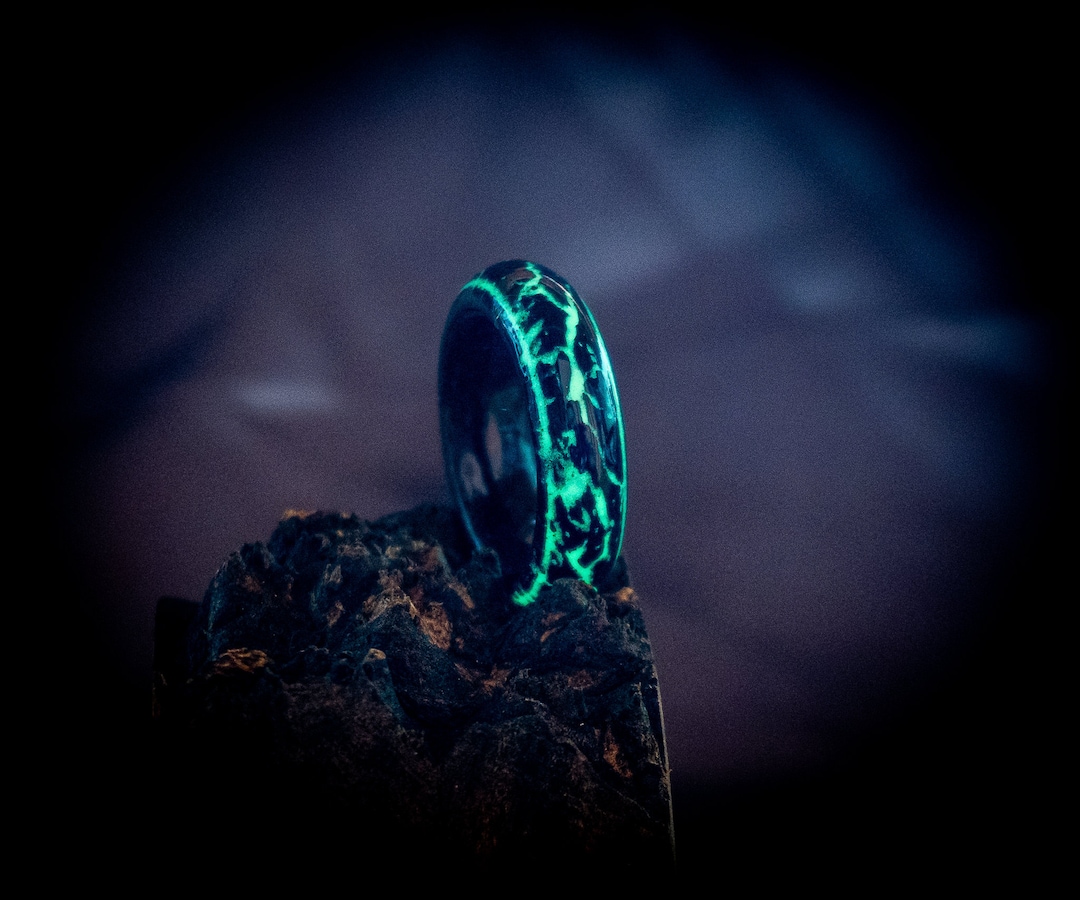Dark Ring My Secret Woods Glow Ring Glow Wood Ring, Colorful