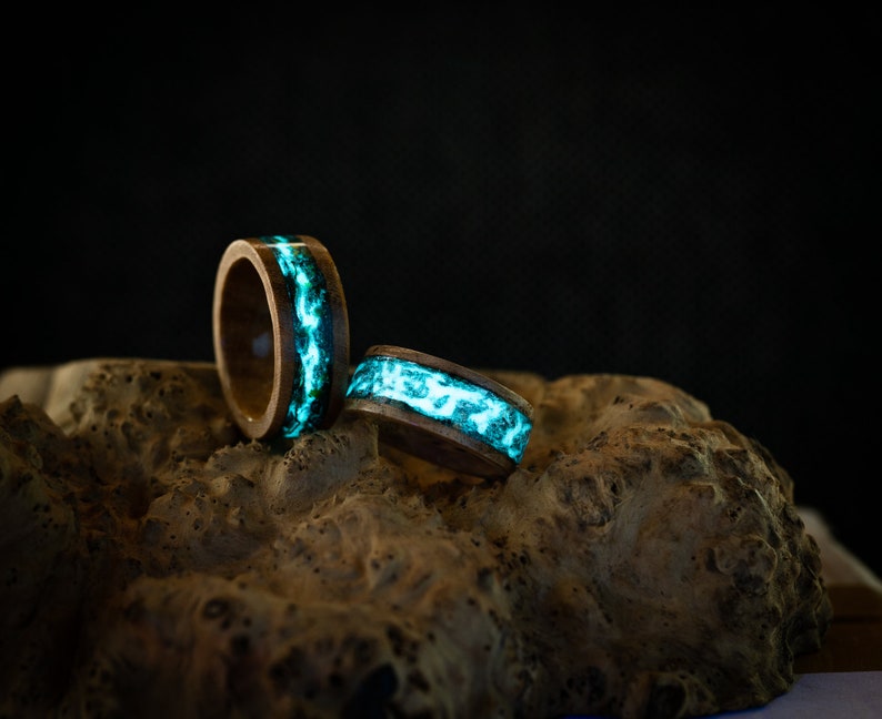 Secret Wood Glow Rings
