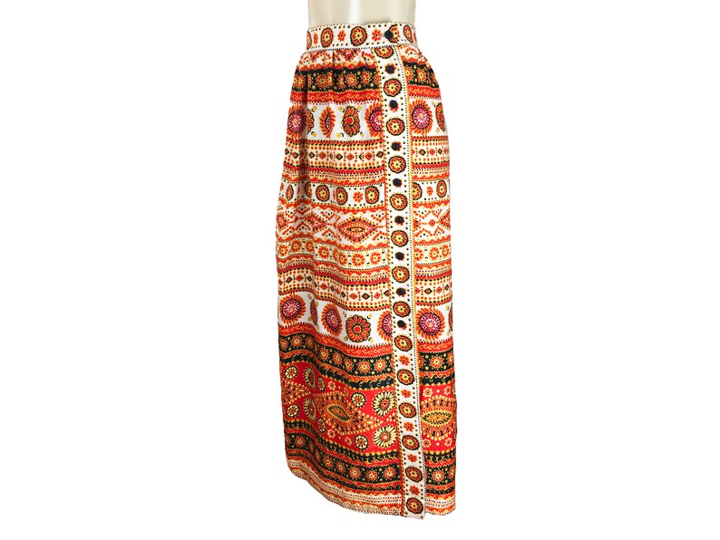 Size M L Vintage 1970s Maxi Skirt Alex Colman Side Buttons Floral Acrylic Bark Cloth Red Black Cream Gold