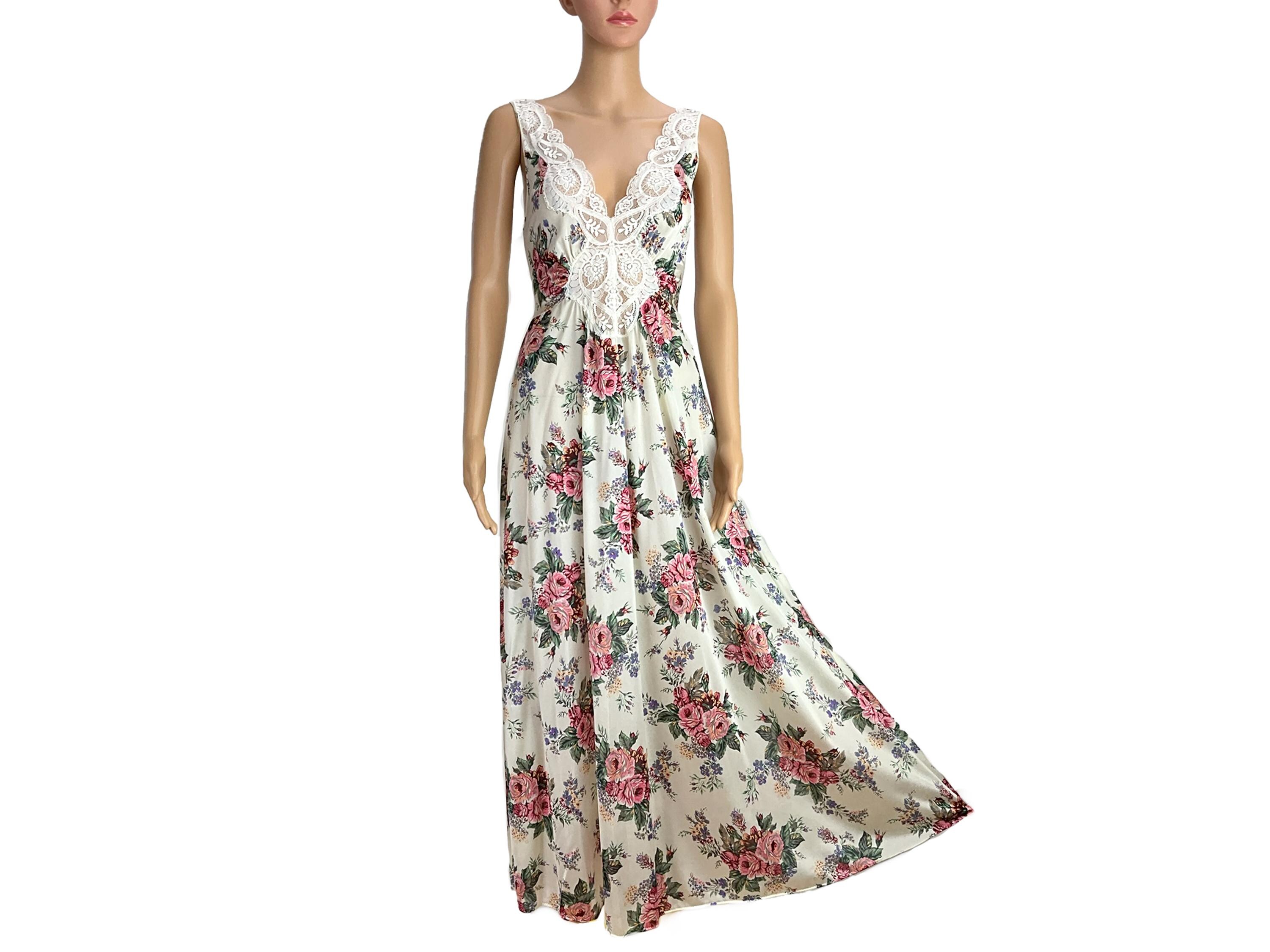 Olga Night Gown Lace Deep V Neck Lace Spandex Bodice