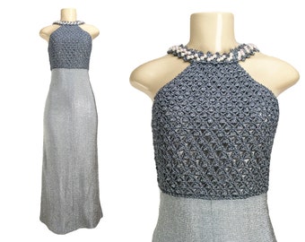 Vintage 1960er Jahre 1970er Jahre Maxi Kleid | Größe S | Silber Lurex Metallic Zinn häkeln Mieder Reich Taille A-Linie Rock