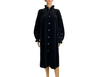 Evening Coat Marguerite Rubel San Francisco Vintage 1960s: Black Cotton Velvet Velveteen Ruffle Collar Cuff Mid Length Satin Lining Size M S