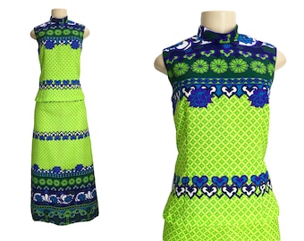 Vintage 1970er MaxiRock Bluse Zweiteiler Kleid McInerny Honolulu Ja-Na Größe S M Lindgrün Blau Aloha Tiki Luau Mock Neck Ärmellos A-Linie