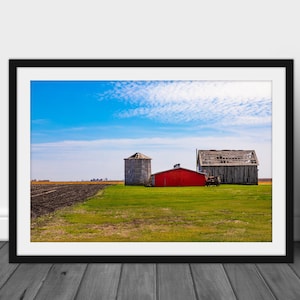 Iowa barn wall art photo, scenic midwest farmland photography home decor