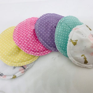 Washable ecological milk absorber cups