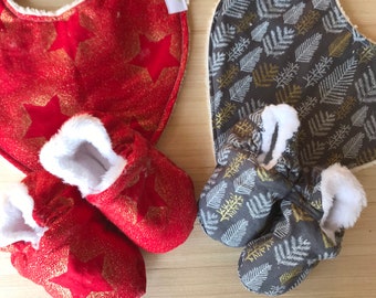Babyschuhe Hausschuhe Baby Geburt Geschenkset mit Weihnachtslätzchen