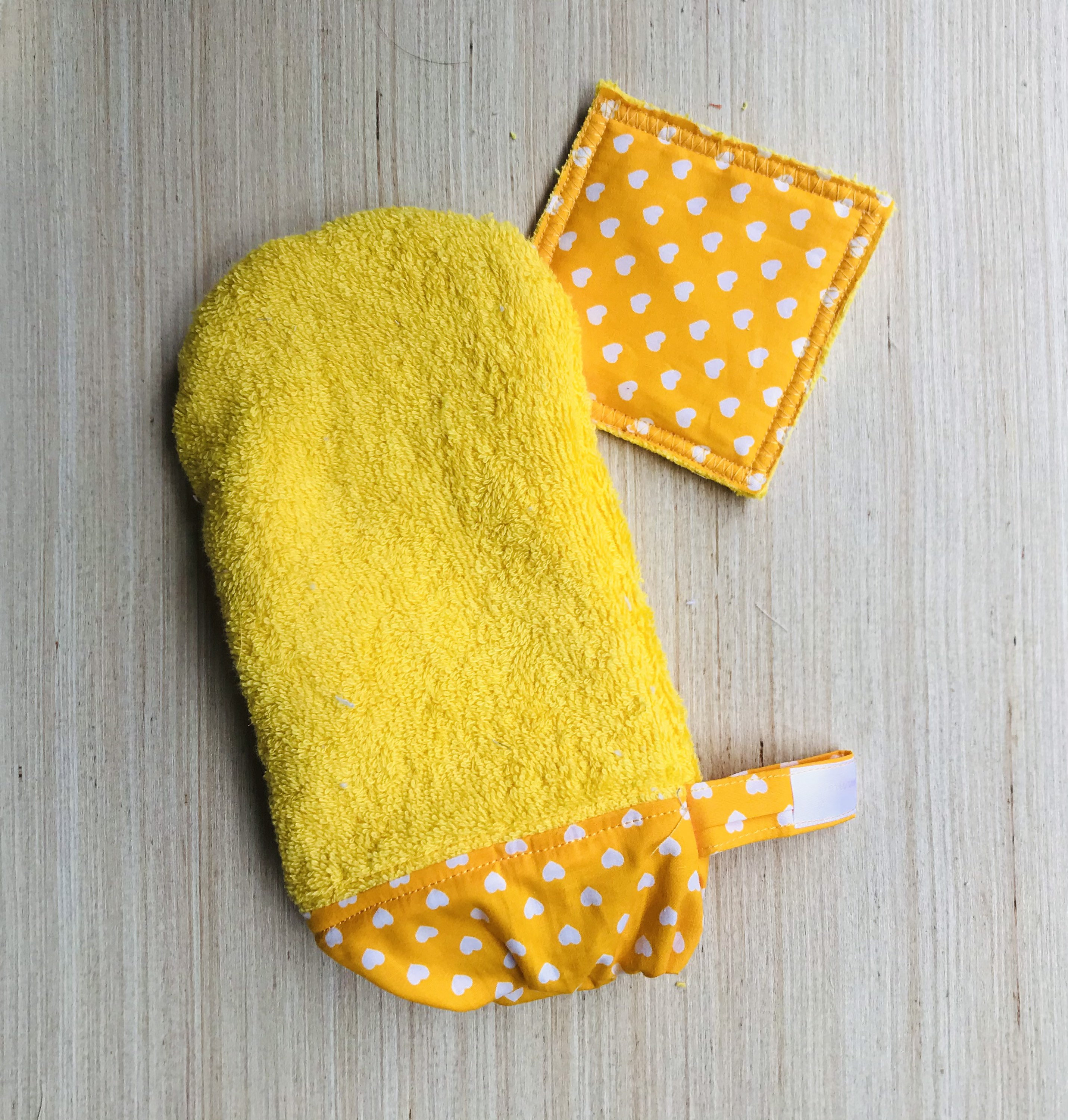 Bath Kit Certified Sponge Shower Glove With Matching Makeup Etsy UK
