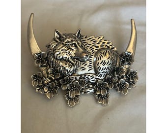 Zilverkleurige Vikingwolf