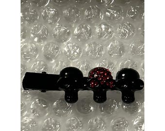 Schedels Haaraccessoireclip broche zwart met rode strassteentjes emo gothic punk set