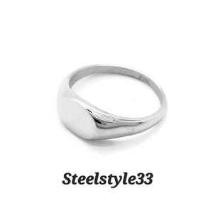 Polished Stainless Steel Signet Ring for Men and Women, Various Sizes