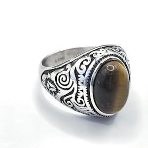 Vintage Tiger&#39;s Eye Signet Ring - Stainless Steel Men&#39;s Jewelry with Floral Engraving