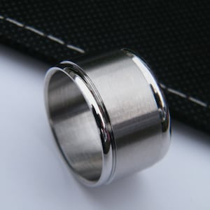 Durable 316 Silver Matte Tone Unisex Ring Band