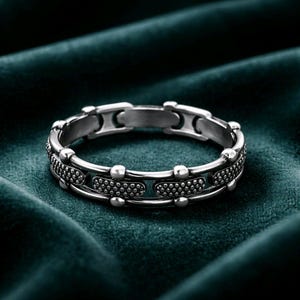 Elegant Silver Braided Retro Stainless Band Steel Pattern Ring