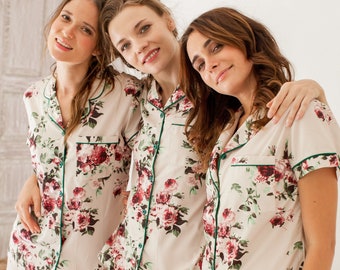 Bridesmaid pajamas short set of Bridesmaid Pajamas Floral, Bridesmaid Gift Bridesmaid PJs Bridal PJs, Bridesmaid Gifts Personalized PJs