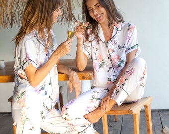 Soft Bridesmaid Pajamas, Floral pajamas, Long Pants Pajama, Satin pajamas, Bridal PJs, Honeymoon Pajamas, Bridesmaid Proposal, Personalized