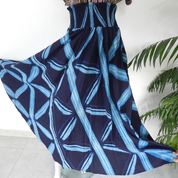 Jupe Maxi longue Indigo Adire Nigeria 4m 159" de tissu, smockée Jupe Bohême Hippie Gypsy, poche interne, Jupe robe en un, La Maison Rafacia