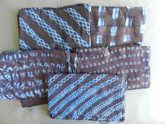 Très beau Tissu indigo bleu de Guinée, tie and dye bazin, Adire coton, cauris motif bazin teinté Pagne Africain, 140cm 55", Lamaisonrafacia