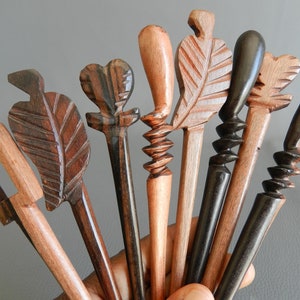Exotic Wood Hairpick Sculpture, Flower Leaf Woodpecker Accessory, African Wood Comb, Toothpick, African Art, Natural Beauty Woodpecker Hair