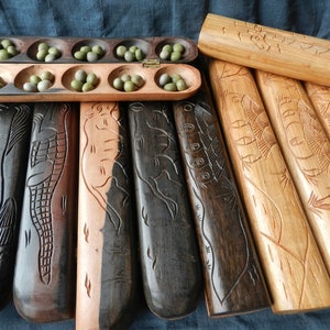 Awalé coccodrillo in legno oware vintage, elefante Awélé Togo, gioco da tavolo africano, giraffa rinoceronte awalé custodia africana, legno di teak ebano
